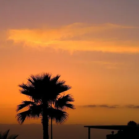 Beach-front Tenerife Sth Sea And Pool View Costa del Silencio